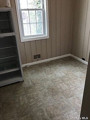 4th image of 18-10 124th St #1