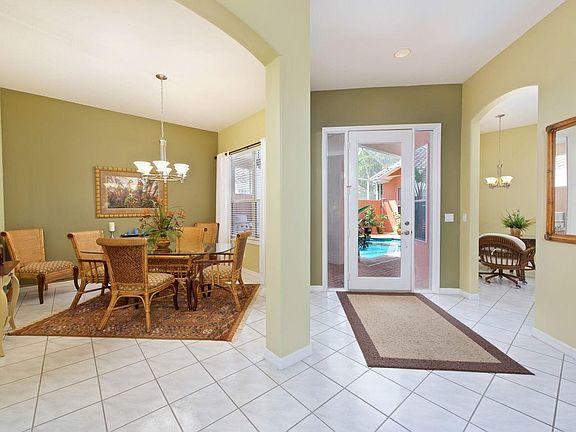 3rd image of 919 Aquarina Blvd