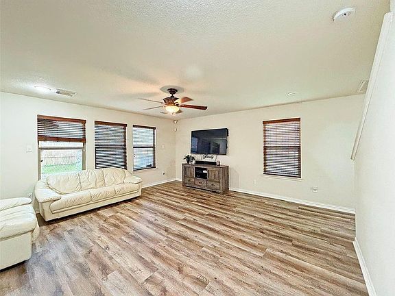 4th image of 9507 Narnia Springs Ct