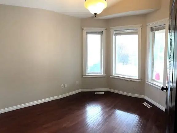 3rd image of 10518 106th Ave #1A