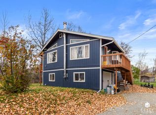 4060 N Palmer Fishhook Rd, Palmer, AK 99645