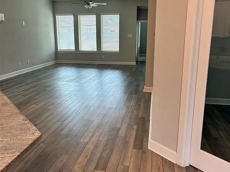 15218 Cortines Ct — Photo 10