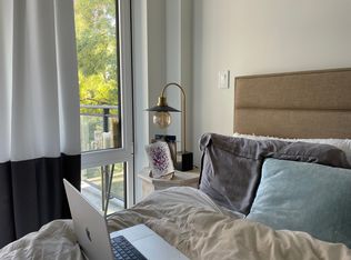 101 E 2nd St #4C, New York, NY 10009