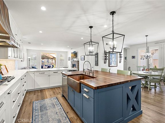 3rd image of 1084 Eagle Ridge Pl