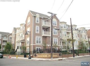 200 Dey St, Harrison, NJ 07029