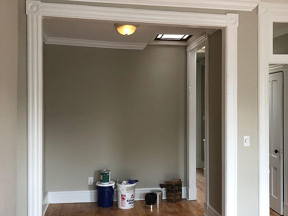3rd image of 196 Western Ave #3