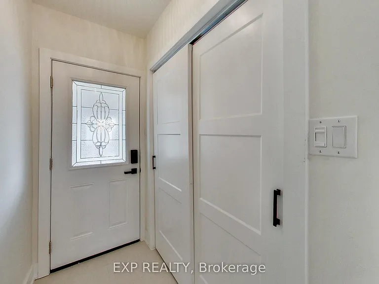 37 Gilbert Ave — Photo 4