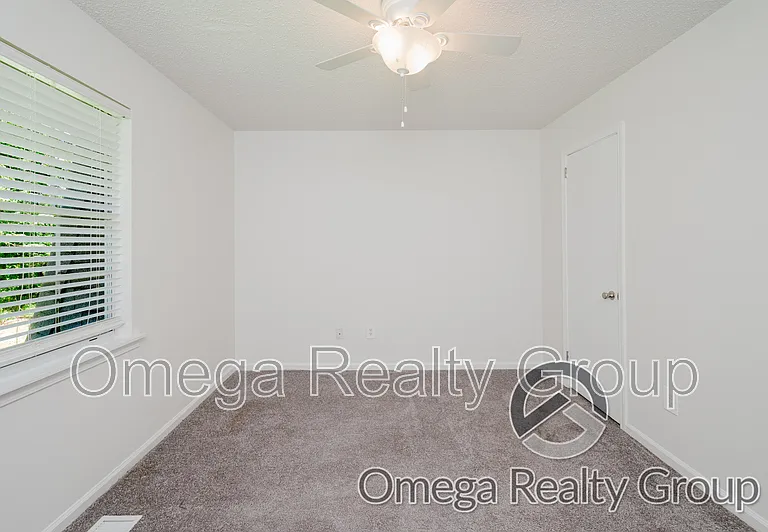 31 Indianwood Dr — Photo 22