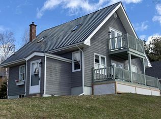 10 Egerton St, Trenton, NS B0K 1X0