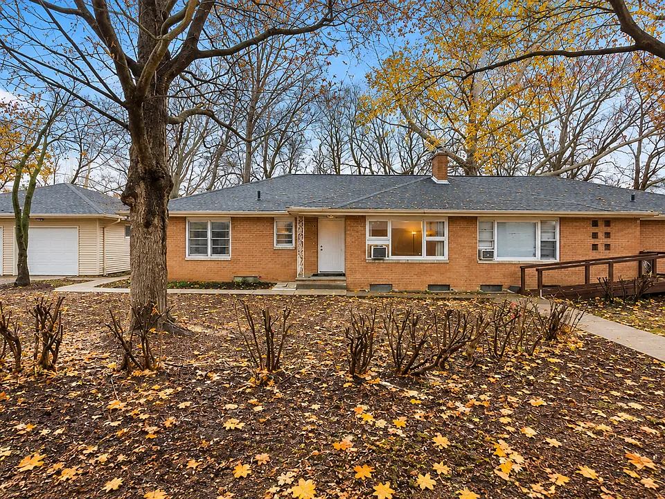 1322 Alms Dr