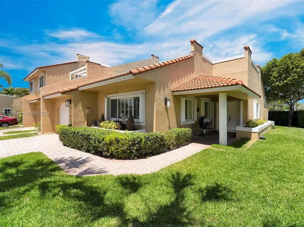 5161 NW 102nd Ct, Doral, FL 33178