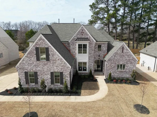 597 Cedar Shadows Cir W, Collierville, TN 38017