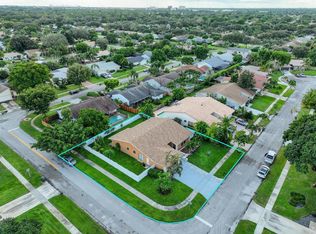 3374 NW 27th Ter, Boca Raton, FL 33434