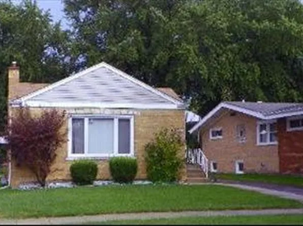 9223 S Lawndale Ave, Evergreen Park, IL 60805