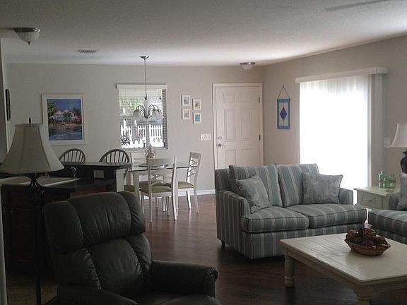 5th image of 2500 Granville Ter