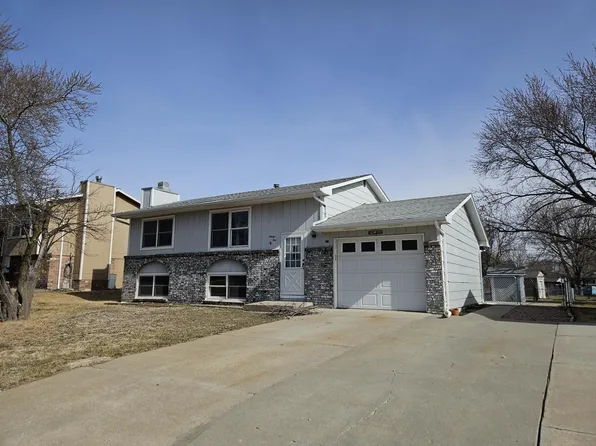 95 Broadmoor Dr, Norfolk, NE 68701