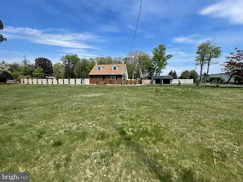862 Johnson Rd Photo 1