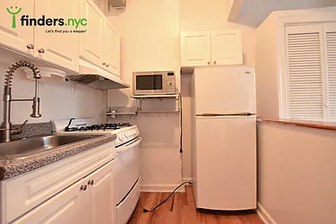 Rented by Clove Realty LLC