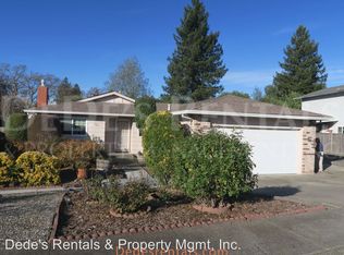 2417 Dunaway Dr, Santa Rosa, CA 95403