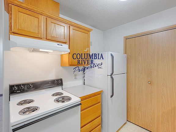 3rd image of 3921 Ocean Beach Hwy APT 213