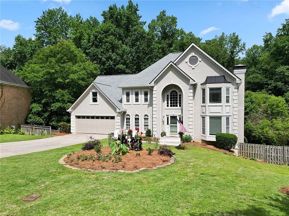 1st image of 611 Belgrave Ln