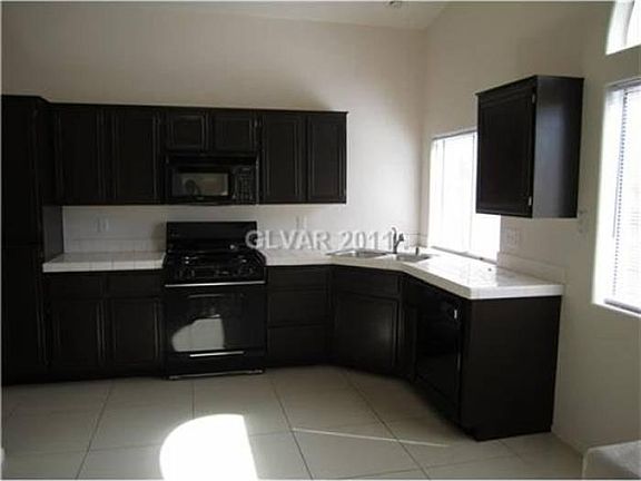 3rd image of 601 Grande Sombrero Way