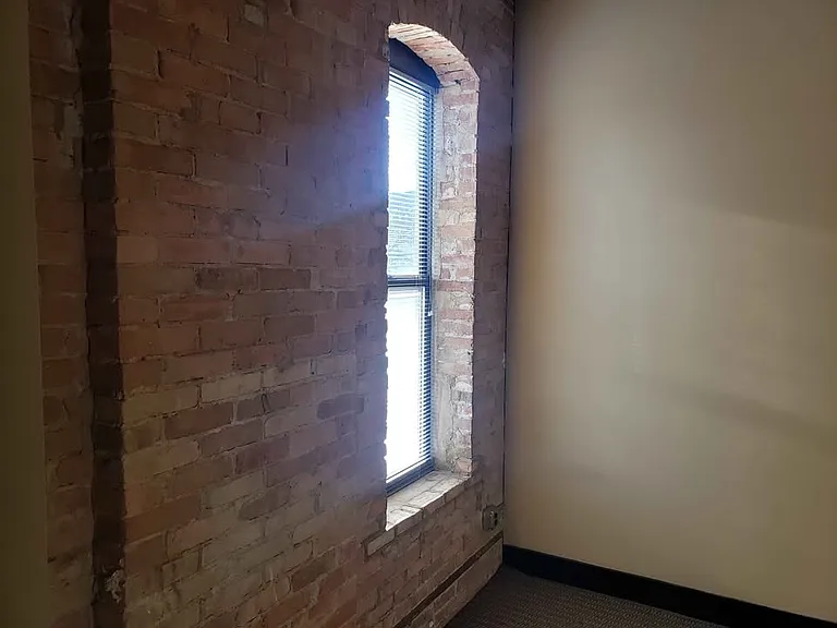 329 S Washington Sq #E — Photo 7