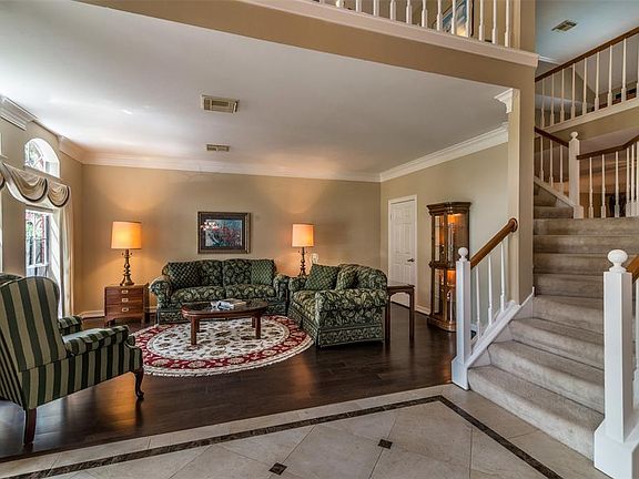 5th image of 2413 Sawgrass Ct