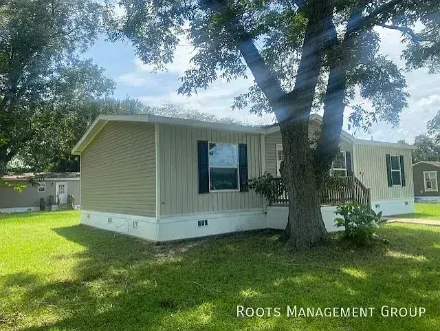 3 Bed 2 Bath Home Available for Lease at Somer MHP - Apply Now! — Photo 3
