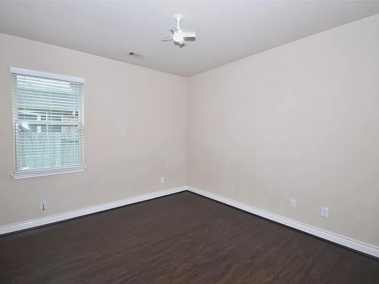 5623 S Denham Ridge Ln — Photo 23