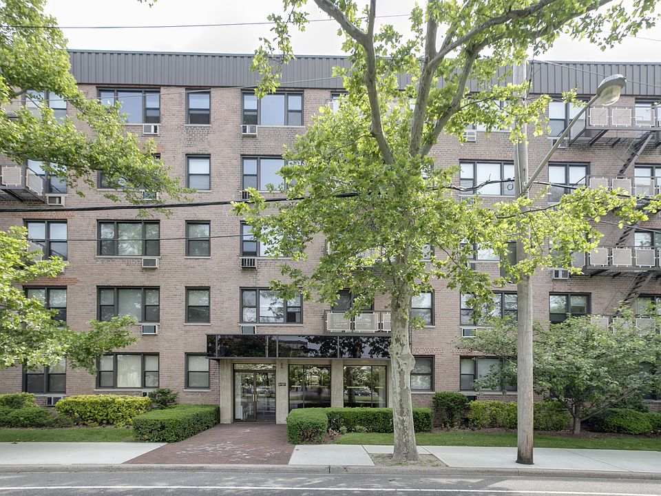 1st image of 1 Birchwood Ct APT 3C