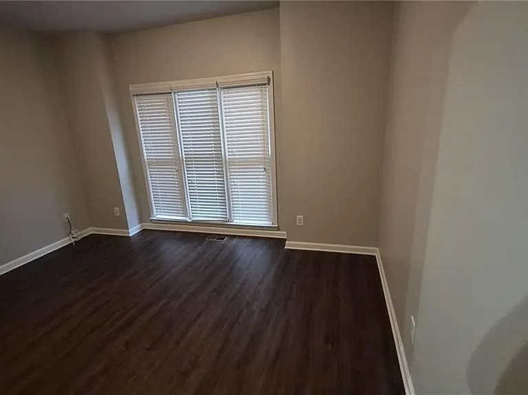 5760 Dovnick Dr — Photo 17