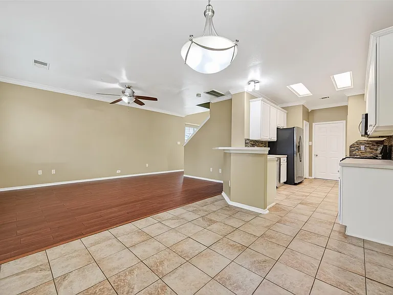 54 Blue Creek Pl — Photo 8