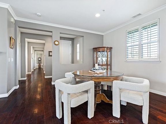 5th image of 1090 Muscat Ct