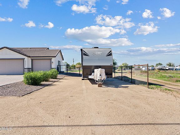 3rd image of 25432 S LEMON Avenue