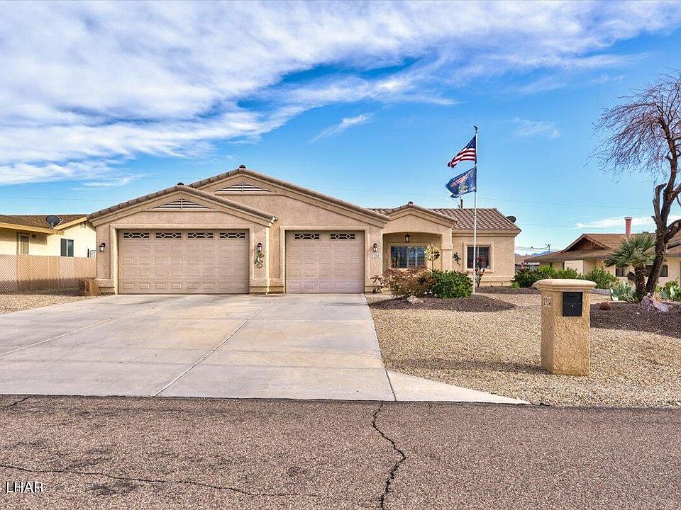 1st image of 2124 Mimosa Dr