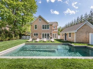 97 Prospect St, Southampton, NY 11968