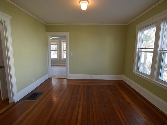 5th image of 11 Woodland Ave #A