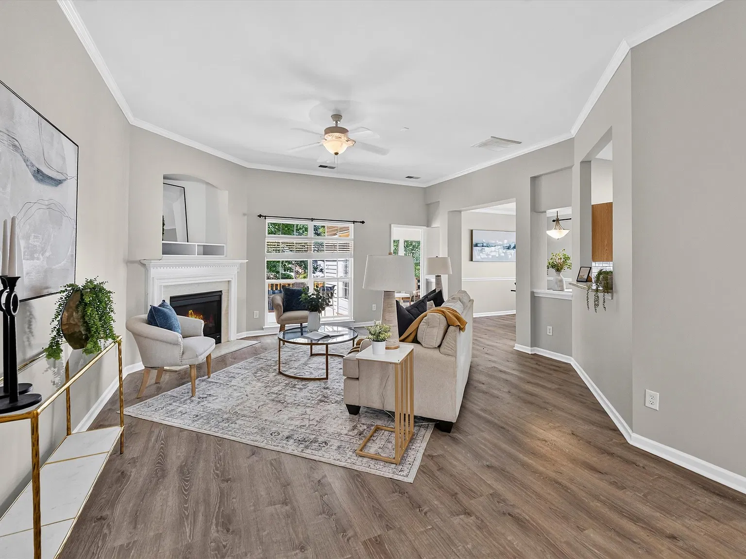 4 bed, 2161 sqft, $2,550 — Photo 3