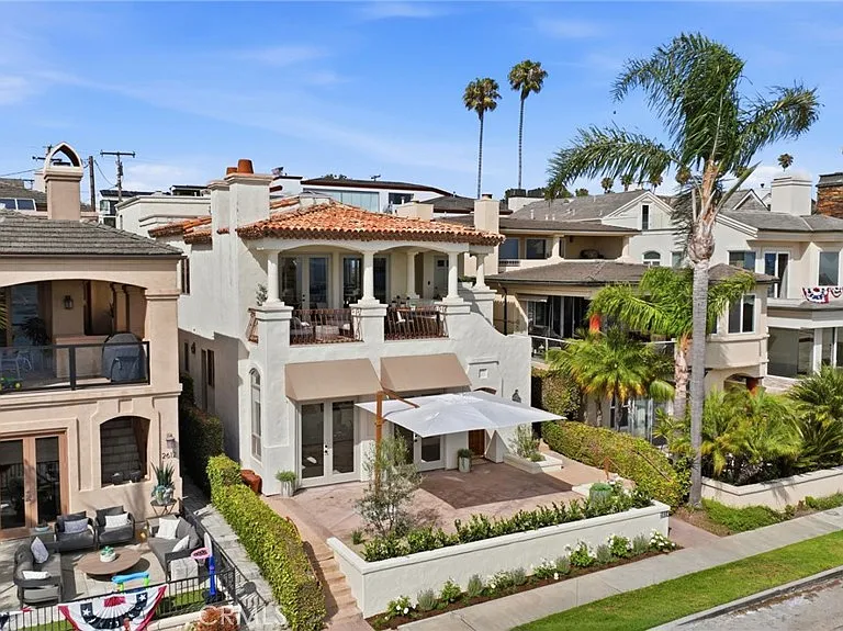 2614 Ocean Blvd #B — Photo 3