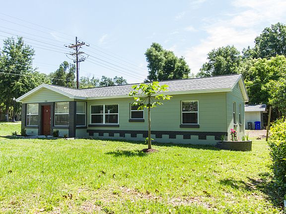 2nd image of 1404 S Warren Ave