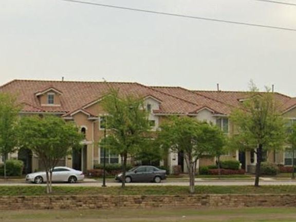 5th image of 6922 Oeste Dr