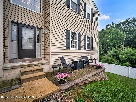 3rd image of 226 Clarkdale Ln