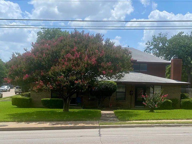 1419 S Story Rd — Photo 2