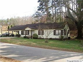 2nd image of 504 Hill Ave