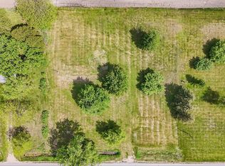 2090 W Jefferson Rd, Saint Louis, MI 48880