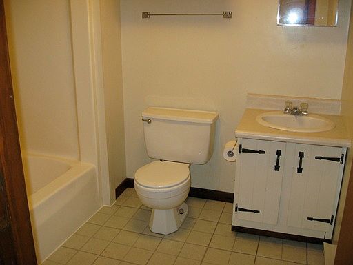 2nd image of 333 N Lafayette St APT B