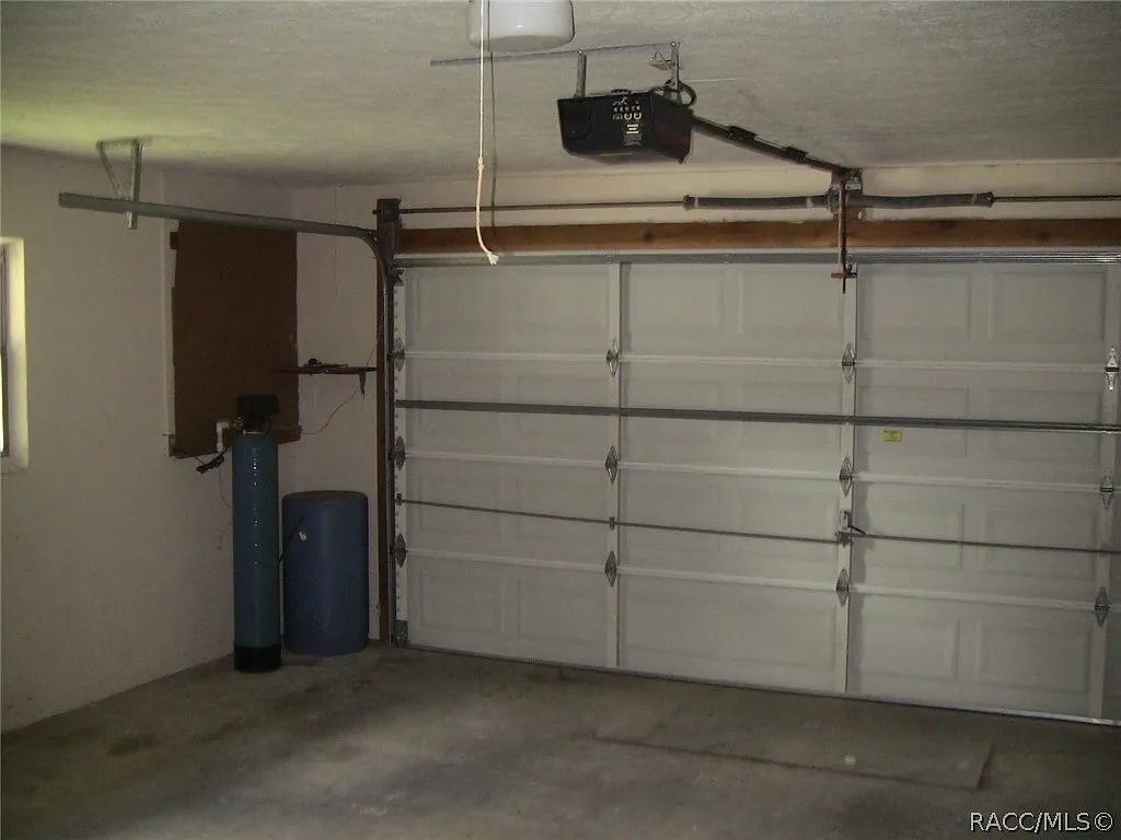 3 bed, 1349 sqft, $1,600 — Photo 3