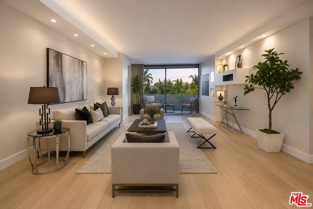2 bed, 3.0 bath, 1418 sqft, $6,295 — Photo 2