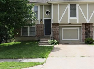 8021 NW 79th Pl, Kansas City, MO 64152